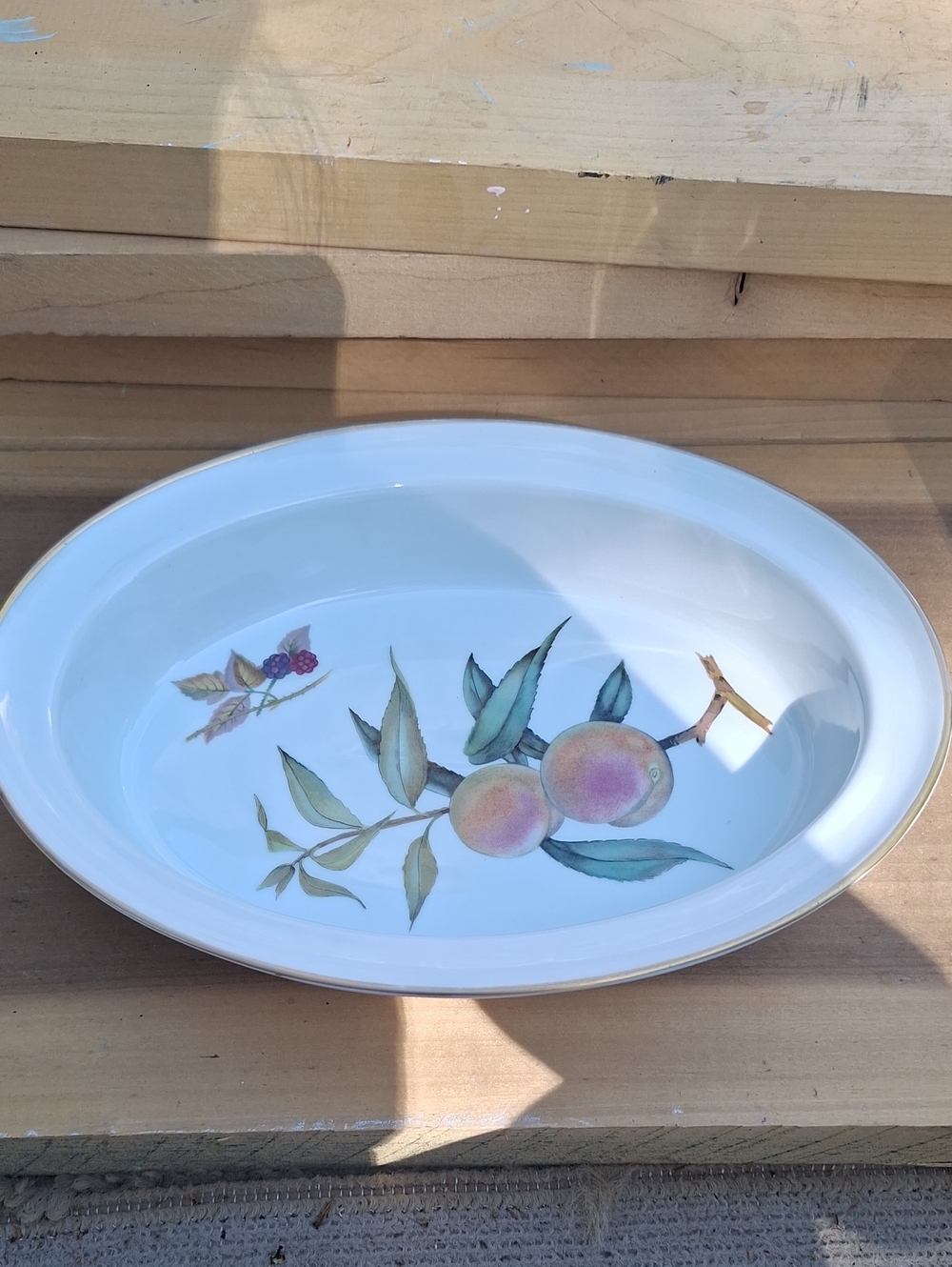 Vintage Royal Worcester Evesham Gold Oval Fruit Pattern Platter 1961 - Picture 4 of 9